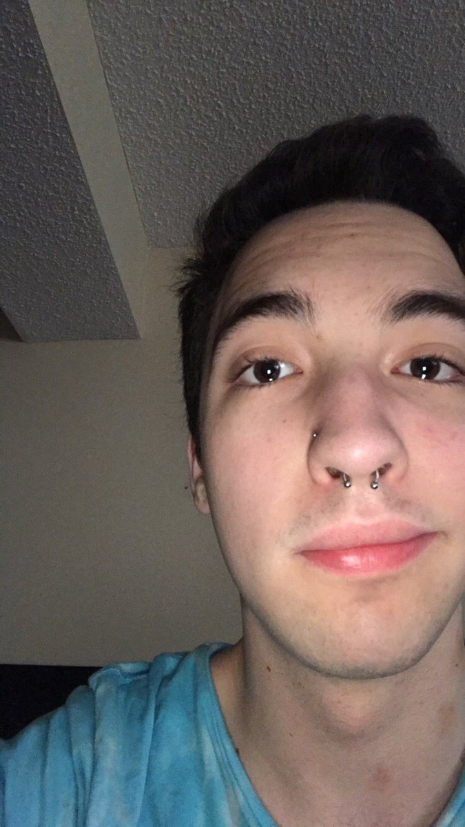 Ieglock's tweet image. “if you love yourself just know you’ll never be alone”