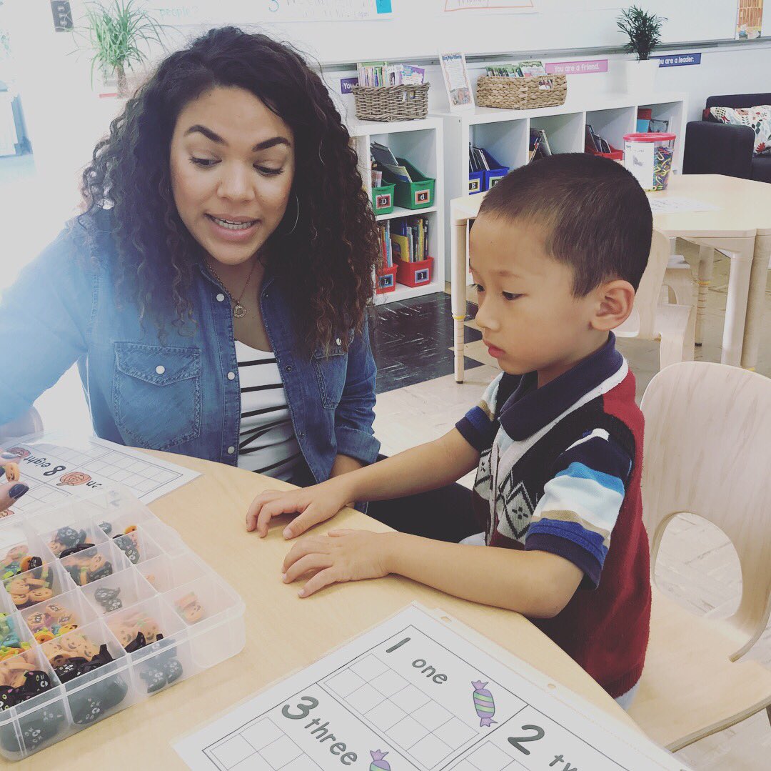 imaginationlab1's tweet photo. Too often educators turn to online tools for personalization, forgetting the tried and true practices of #mathworkshop and #mathmanipulatives. Our learning guides utilize stations, peer learning & coaching for #differentiatedmath & #personalizedlearning. https://t.co/VraigFrcMo