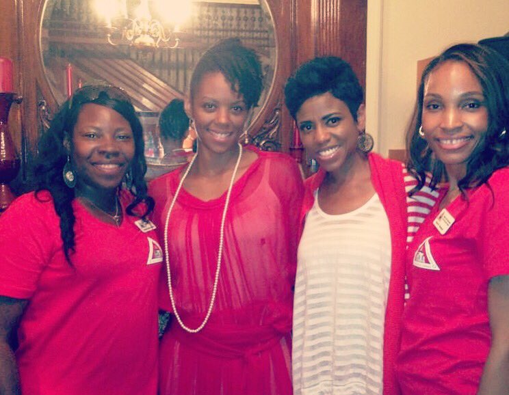 dstnyac's tweet photo. #TBT Feature: We love our beloved sisterhood, and we love to fellowship! #Convention #dstnyac #FirstGradChapter #Est1920 #NYACSisterhood #NYACHeritage #gamechangers #DST1913 https://t.co/ldm41YIyPC