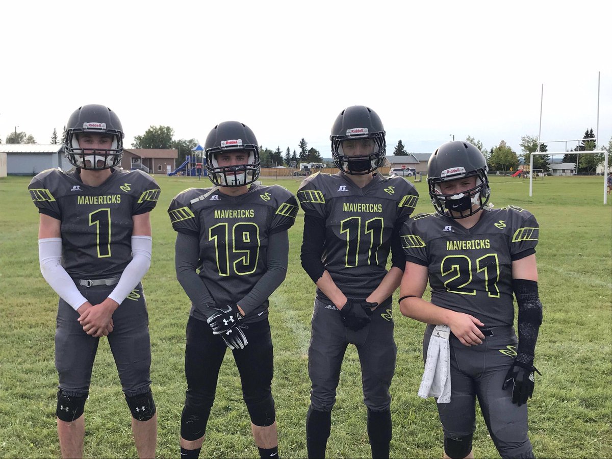 CS_Mavericks's tweet photo. First game of the season for the Mavericks Football Team! 🏈 The Mavs lost 20-29 against Valleyview on Wednesday. Watch our boys take on PWA Friday the 14th Legion Field @ 8pm! https://t.co/H0NsTK4FQE
