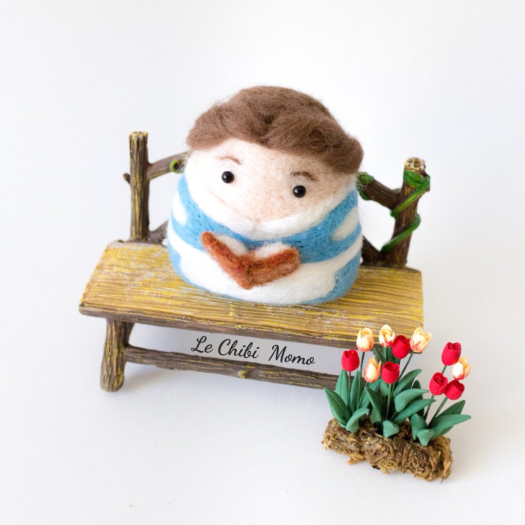 lechibimomo's tweet photo. 「 Dreamy far-off look and her nose stuck in a book 📖 」

Happy #NationalReadABookDay! 📚
What are you currently reading?

#belle #bookworm #disney #literacymatters #konigiri #LeChibiMomo https://t.co/8WHerups09