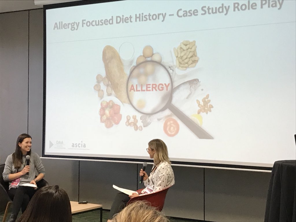 merryn_netting's tweet photo. The allergy focused diet history - an essential skill for #foodallergy #dietitians APDs Caroline South and Laura Ryan showing how - 🇦🇺ASCIA DAA Professional Cerificate in Medical Nutrition Therapy in Food Allergy & Intolerance. #ASCIA2018 @DAA_feed https://t.co/hxYidzM96D