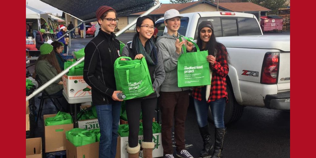 MedfordNFP's tweet photo. In 2018, the #MedfordFoodProject has collected an average of 28,988 pounds of food every two months! Become a Donor Today: insert sign up website. https://t.co/vy1itHUW4b