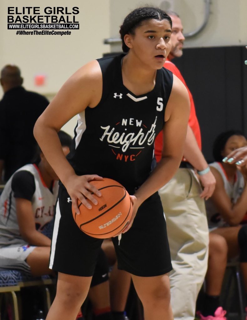 __ballplayerx5's tweet photo. Hard work paying off. Countless ours in the gym, fatigue, no voice, all to see her smile after we finished. Kateri very proud of you #10 in the country. Thank you @CGBR27 #NewHeightsNYC #BlueStarE30 #NYGHoopsKid @NYGHoops @NewHeightsNYC @BlueStar30_ @BlueStarMedia1 @SLAMonline https://t.co/31TZ8eAna3