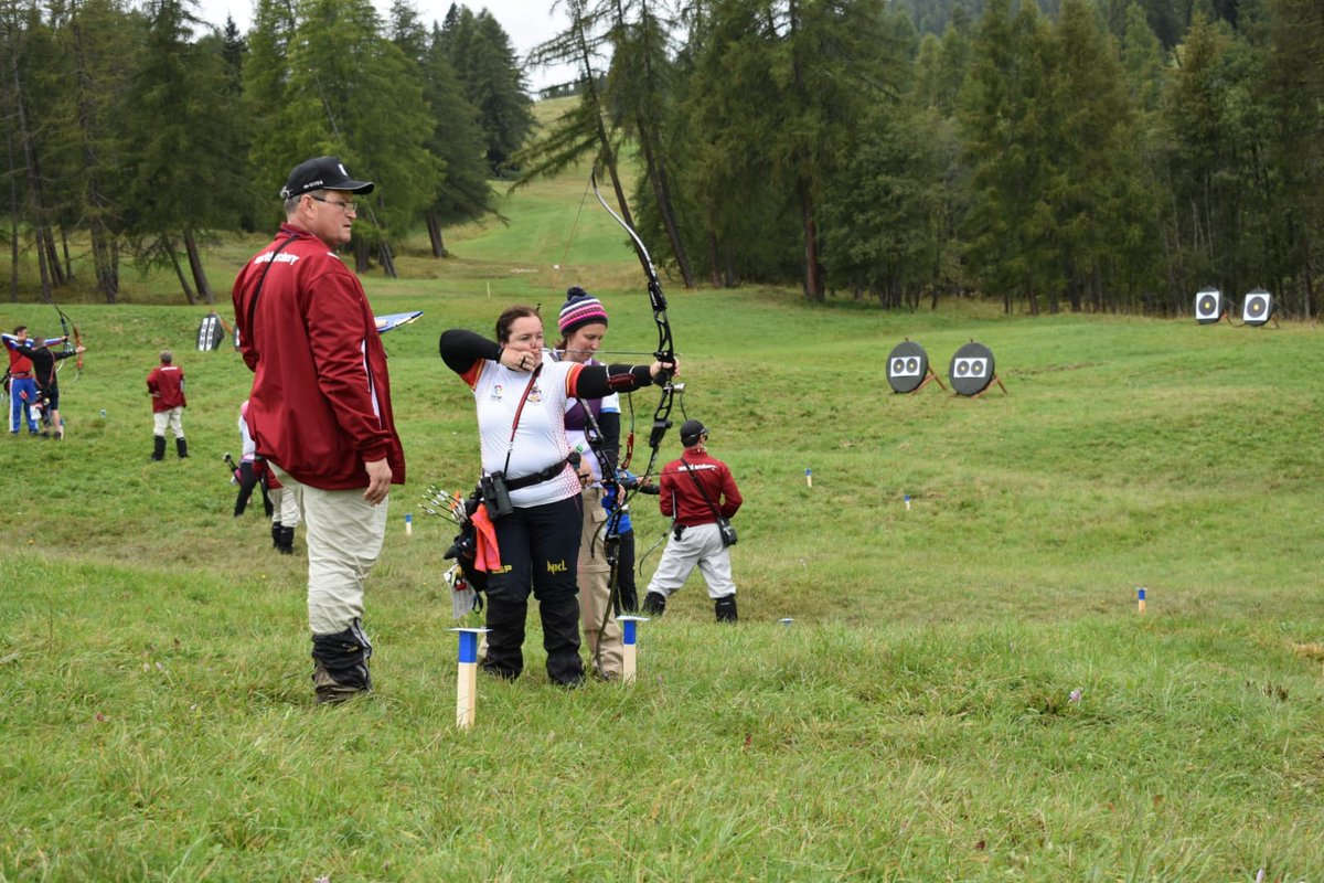RFETA's tweet photo. Rosa y Gonzalo se quedan a las puertas del TOP 10 tras perder en 3° ronda del Mundial de Campo.
Rosa Miñano 74:75 Strobbe 🇮🇹
Gonzalo Linares 92:95 Hughes 🇺🇸
¡Nos quitamos el sombrero con Rosa en una temporada difícil!
¡Bien tirado Gonzalo!
#TeamESP
#wafc2018
#WAFCRFETA18 https://t.co/Vkemr7d1Rp