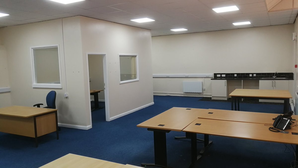 Mexboroughbiz's tweet image. A spacious, light, ground floor furnished office, (94 sq meters/ 1012 sq foot) with self-contained kitchen + mini office. 

To view or find out more, please contact steve@mexborough.biz or call on 01709 590005.

#officespace #smallbiz #doncasterisgreat #rotherhamiswonderful