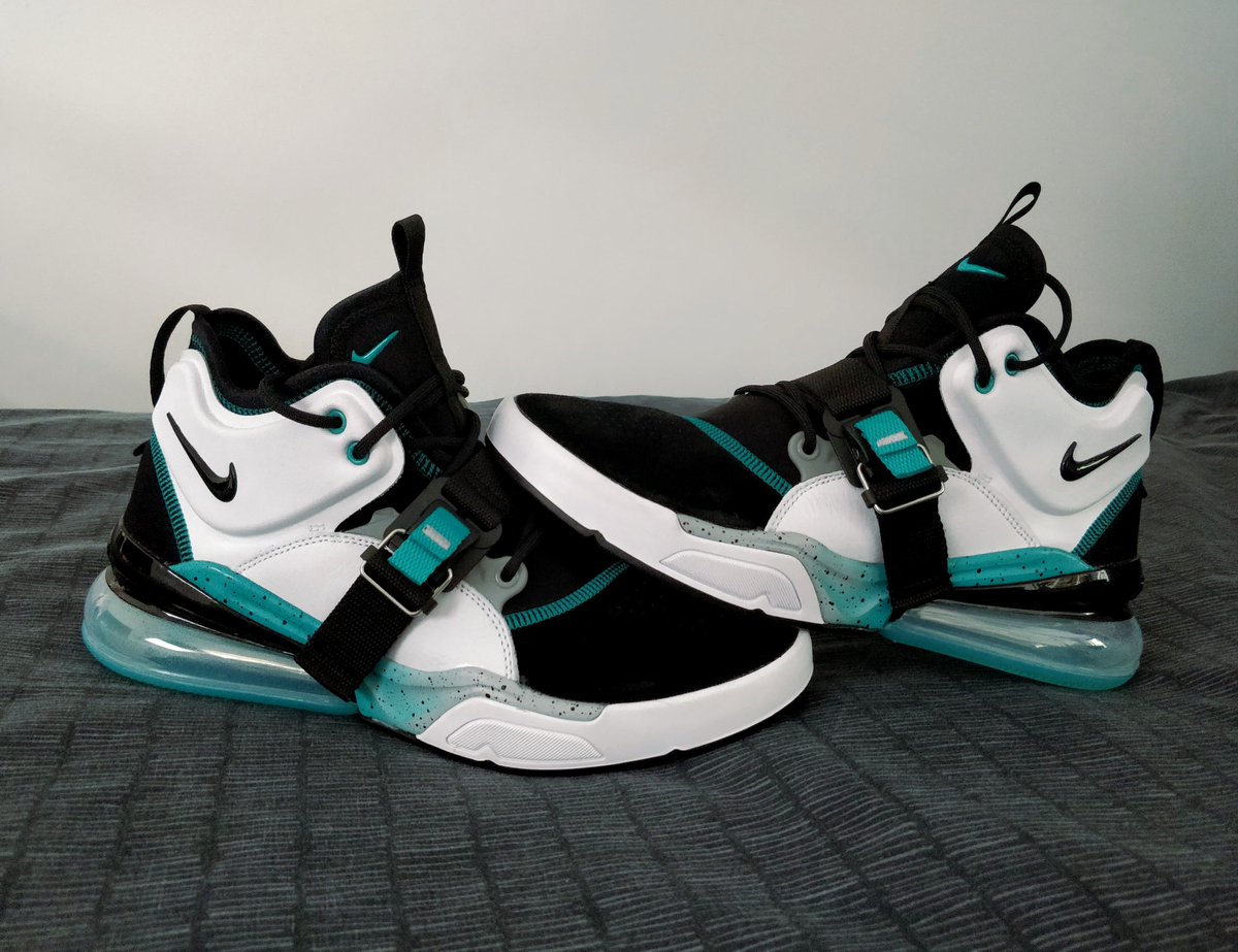 nike air force 270 command