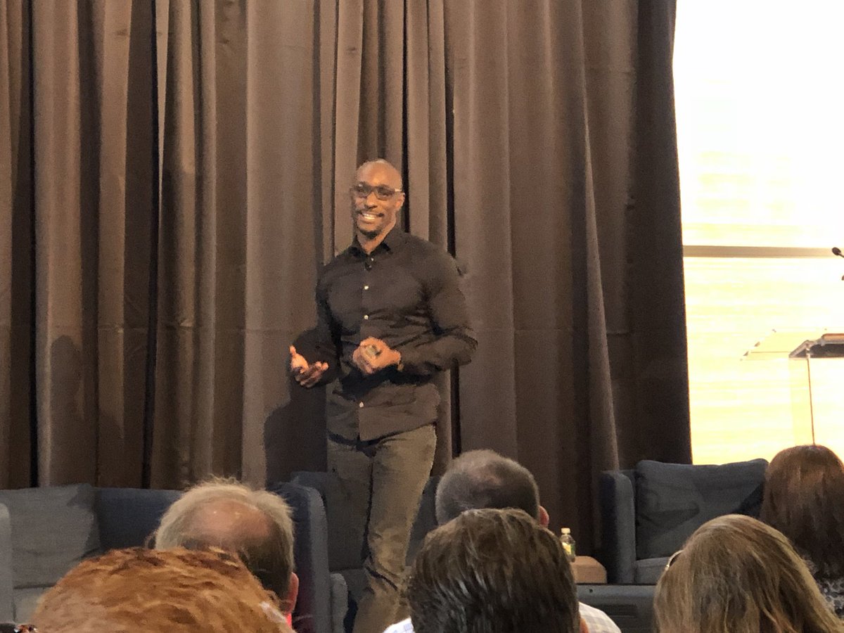 arvelchappell3's tweet photo. Thank you #affectiva for another amazing #EmotionAISummit It was an honor to participate this year. Humbled to meet Dr. Rosalind Picard. We’ve all been influenced by your work and it was an honor to meet you. https://t.co/vRmCDjaKq9