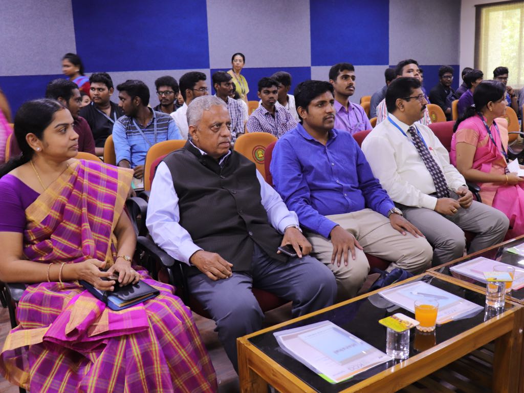 VinothKannan_VK's tweet photo. #KCGEEE in association with Nokia solutions and Networks Pvt. Ltd, @NSNMedia has organized the IET Sponsored Knowledge Enhancement Program (KEP) @TheIET on "Electrostatic Static Discharge" at @KCGtechnology @kcgconnect @AJVINDIA The program was really useful.@albertprayan https://t.co/6YJbDqS2lT