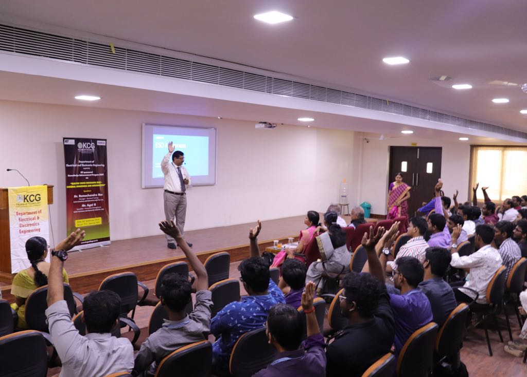 Stephenasir1's tweet photo. #KCGEEE in association with @NSNMedia took an initiative to train their students to build their knowledge about #ESD conducted by IET (KEP). It was interactive and knowledge gaining workshop.
@KCGtechnology @kcgconnect
@AJVINDIA @Nokiaindia #nokiaindia @albertprayan https://t.co/U9fIO9y5L2