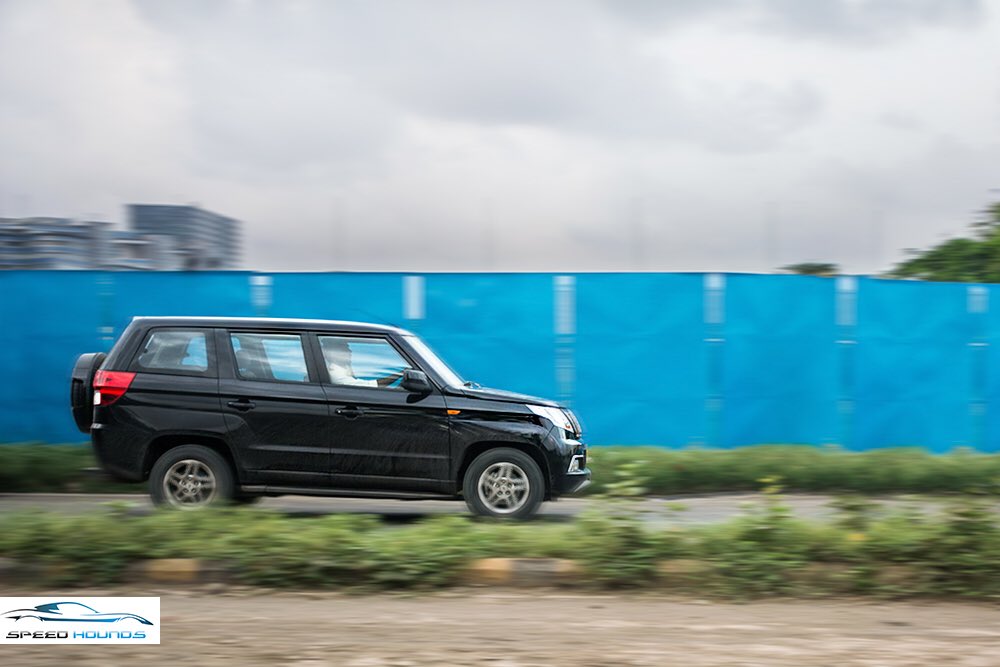 SR_speedhounds's tweet image. Is @MahindraMarazzo too expensive? We have been driving the @MahindraRise TUV300 Plus extensively.
Review goes live tomorrow. #Mahindra #MahindraExperience @MahindraTUV300