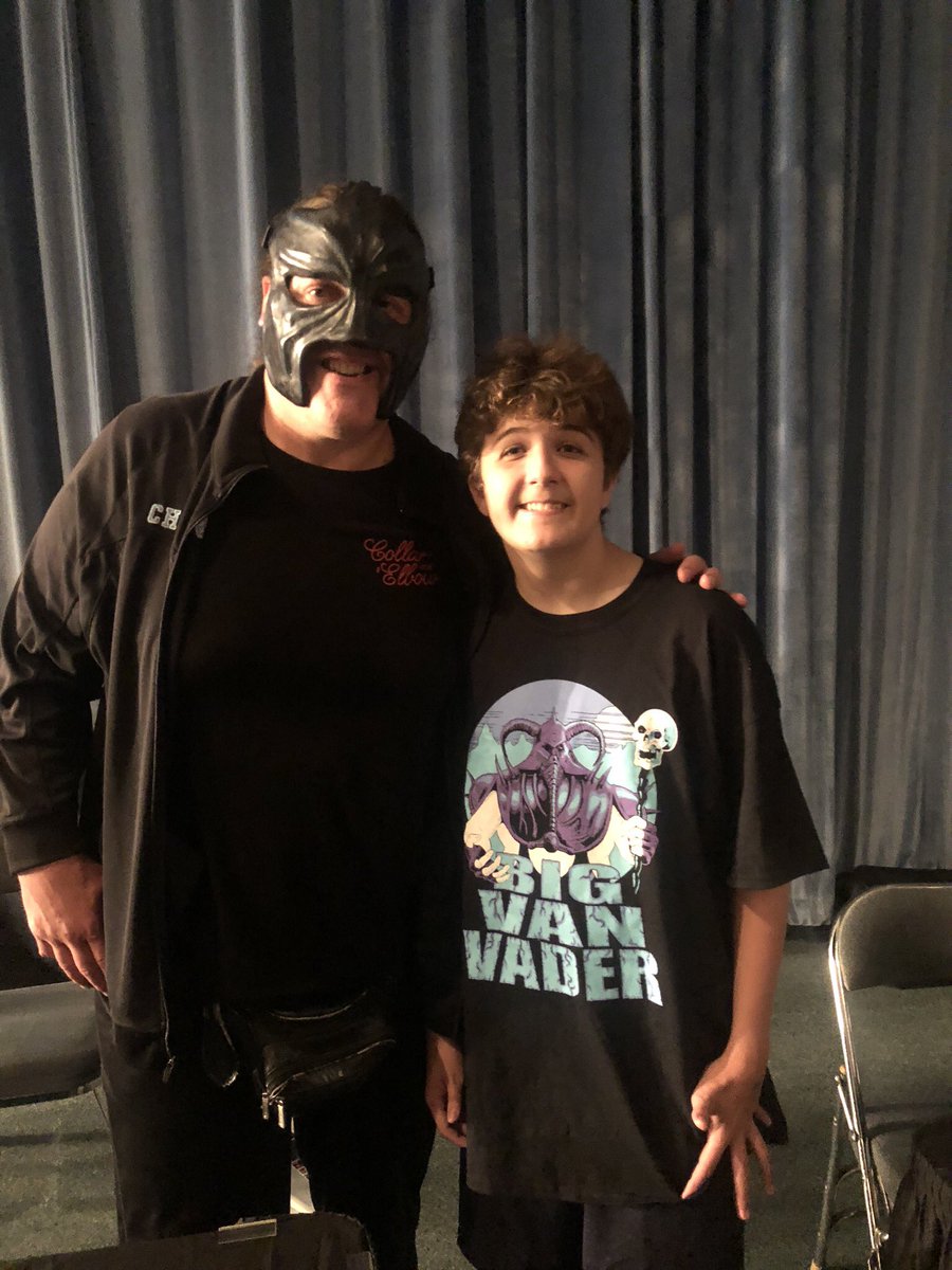 TheFelixShow1's tweet photo. My new #vlog is up https://t.co/rGbbt2iDdF #vlogger #wrestling #independentwrestling #vlogs #vloggers #Youtuber好きさんと繋がりたい #youtubereturntheidolviews https://t.co/P8F3tTNrVL