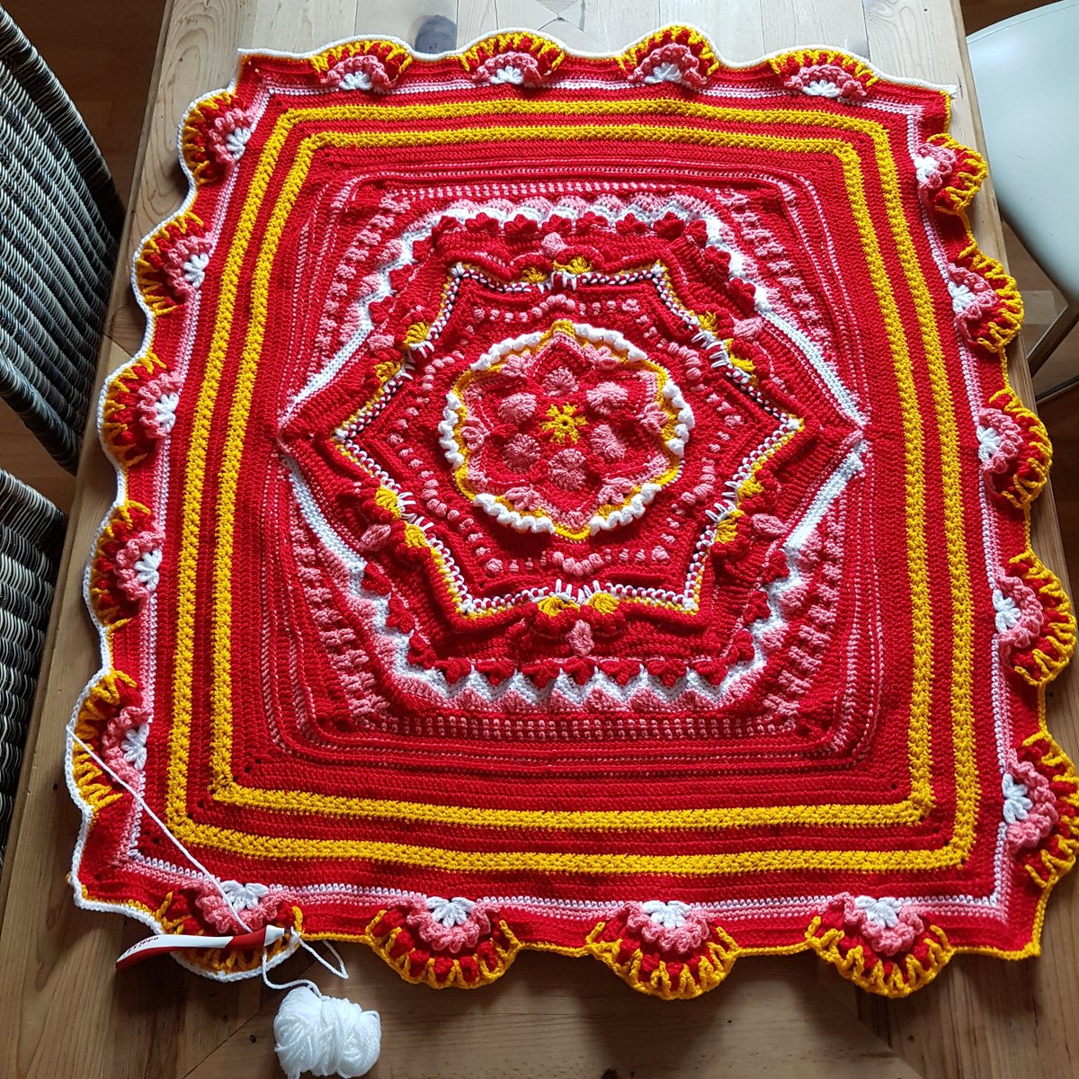 chrocette's tweet photo. Work in progress. Love this pattern so much #helenshrimpton #häkeln #crochet #cosmiccal @schachenmayr #wolle https://t.co/bB3zQH26Sh