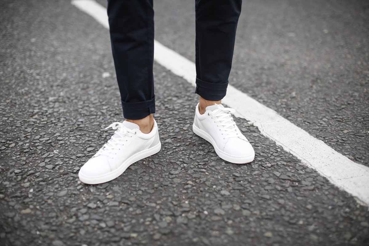 Les Deux tweet media