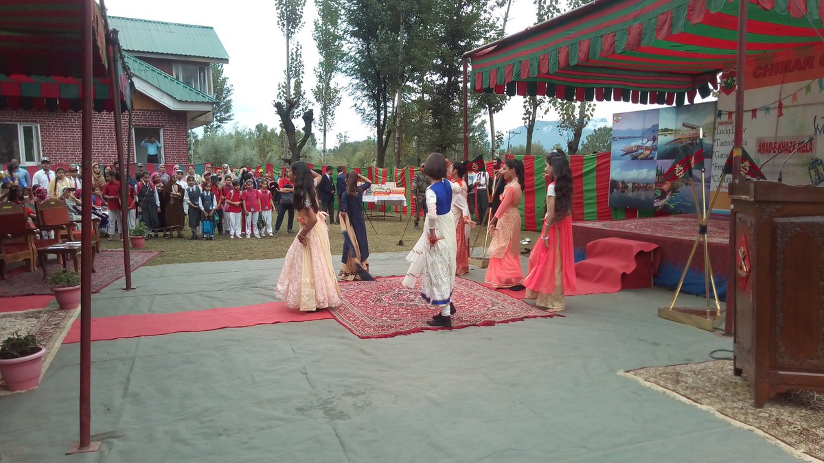 rohil_bashir's tweet image. Programme Amad E Khawaja mela organised by #3RR @adgpi in Pahalgam south Kashmir , hundreds of Local people also participated in the said programme.