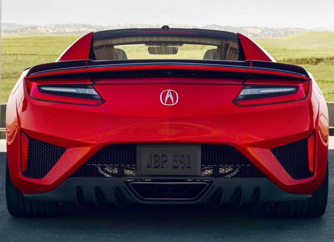 thomasacuraca's tweet photo. Waiting for the next move! 👊 // #TeamAcura https://t.co/4Q4cKPwRh4