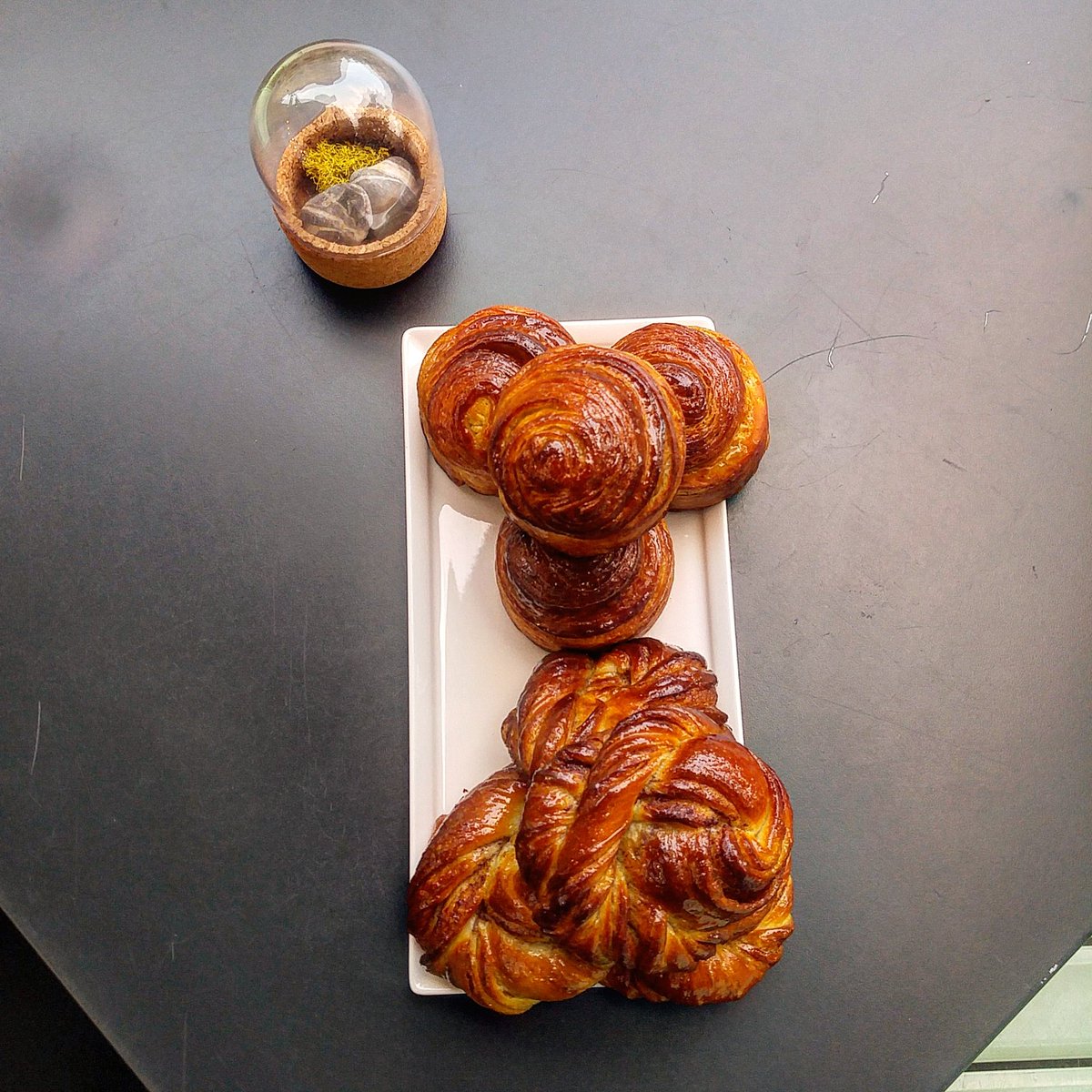 Dernière jour pour déguster nos brioches et autres gourmandises ! 
Ce soir on ferme pour vacances, retour samedi le 22 septembre.