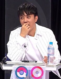 Sech_scheduler's tweet photo. 180907 3PM
-지원 뜻밖의Q 현장포토
  👉https://t.co/TTt8O28mIN https://t.co/57Xi7CncwS
