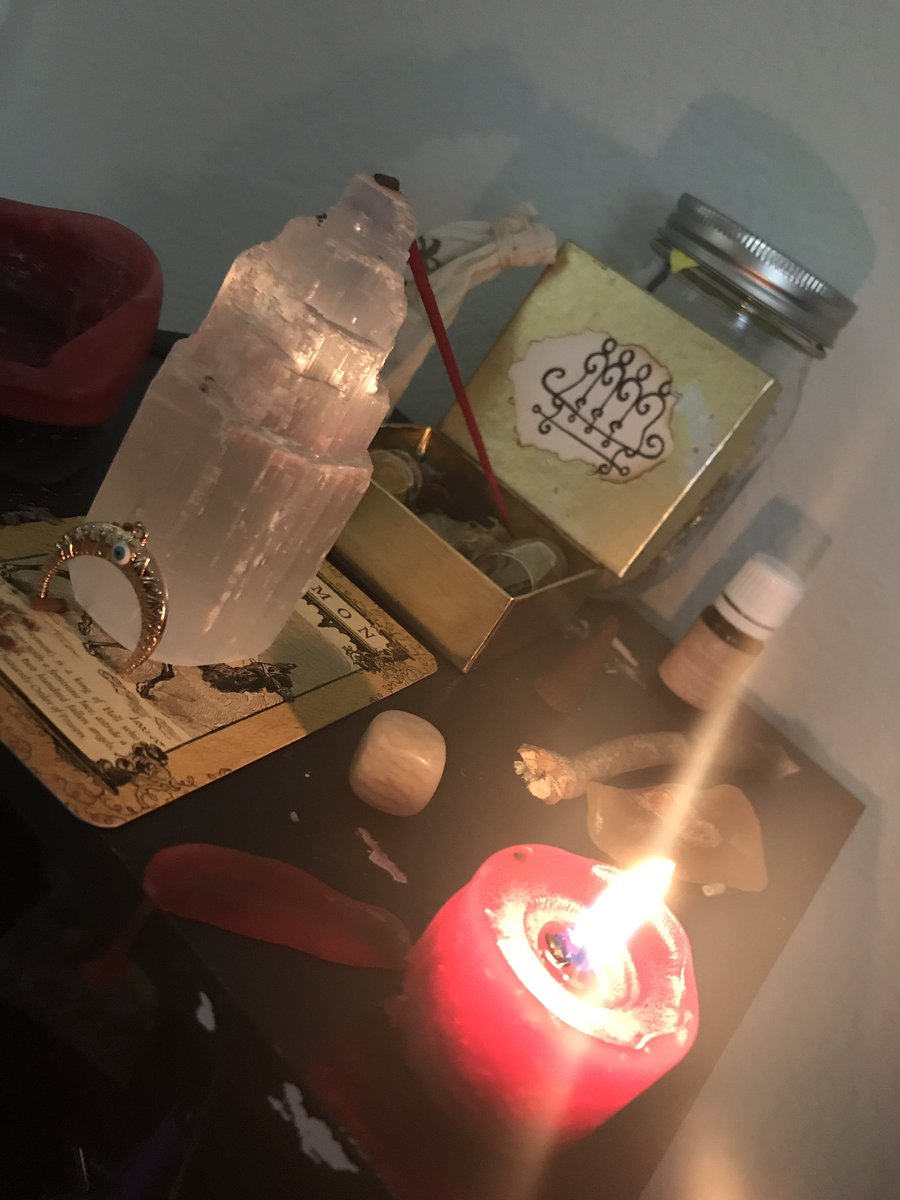 ProphetBalance's tweet photo. Mini altar for #KingPaimon 🖤♥️🖤
{ #demon #demons #demonology #witch #witchcraft #witches } https://t.co/UJeIFEoqMF
