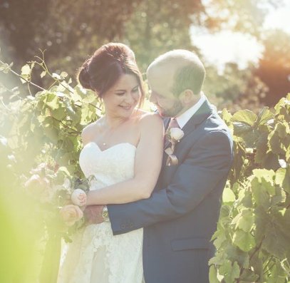 Take some time out of your wedding day, just for you two 💕
•
•
📸: Katrina Bartlett Photography 
 #threechoirsvineyard #weddingday