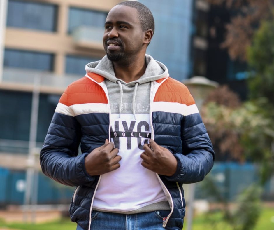 For those mornings that are not quite sunny. Jackets available at Bossini bit.ly/2w5pT7u🛒