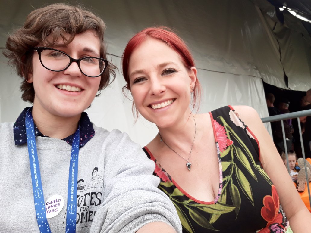 AbbyHam2's tweet photo. Just ove a month ago I went to @bluedotfestival without any thoughts of further education, today is my 1st day at college! Thank you to the brilliant/inspiring talks for reminding me of my love for science 💙 @theAliceRoberts @jimalkhalili @alokjha @RichardDawkins @ProfTimOB https://t.co/Hp9Slx1xoD