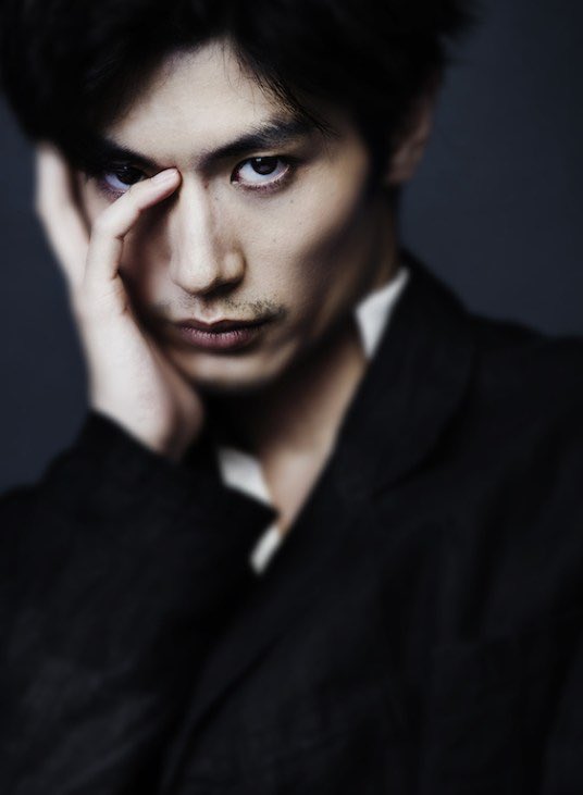 haruma_45miura's tweet photo. 当落あしたかあ〜😳
こんなかっこいいハルマに会えるなんて天国だよね！！⛅️
当たってますように🌈🌈
減量すごいな！！
#三浦春馬 #harumamiura #miuraharuma
#罪と罰 https://t.co/PidRHdZBzk