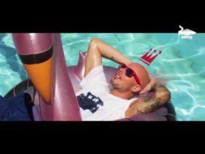 . <a href="/yosoyelpino/">𝙋𝙄𝙉𝙊</a> es “El soltero de los solteros”. Compruébalo desde el link, sobre un beat de <a href="/lisanebeats/">lisane</a> bit.ly/2NlkyDQ #EnemigoPublico