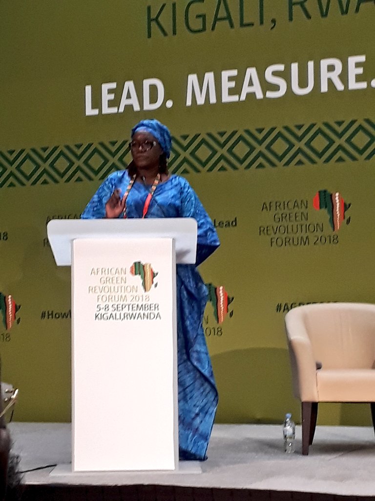 We have to believe in women, we have to invest in women @jemimah_njuki @IDRC_AFRIQUE #AGRF2018 #HowWillYouLead we need to make financial services womenable