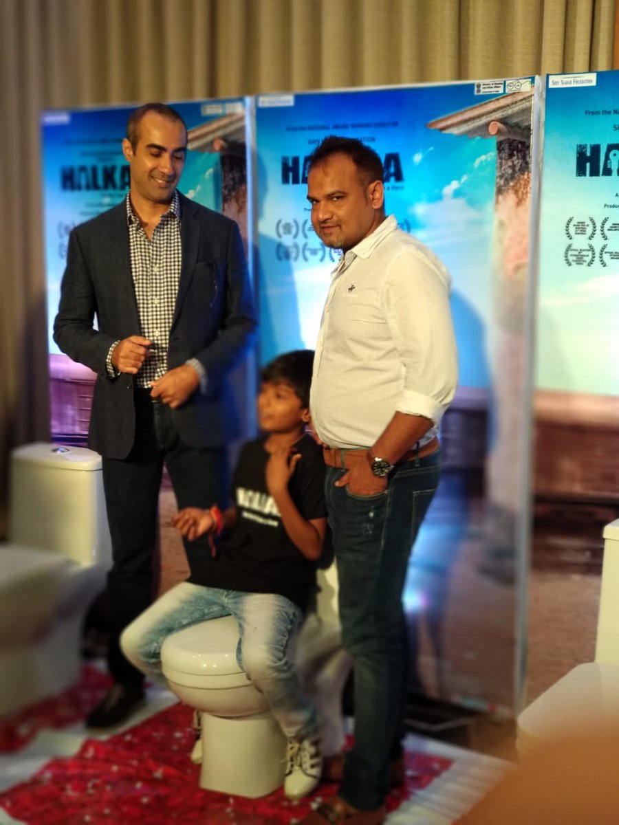 Media_Vantage's tweet photo. Here's wishing @nilamadhabpanda a bag full of success for the movie #halkaa
#halkaahojare
The revolution has begun! Book your tickets now.
*
*
#mvdigital #nilamadhabpanda #proudtorepresent https://t.co/4c3W0ubl9G
