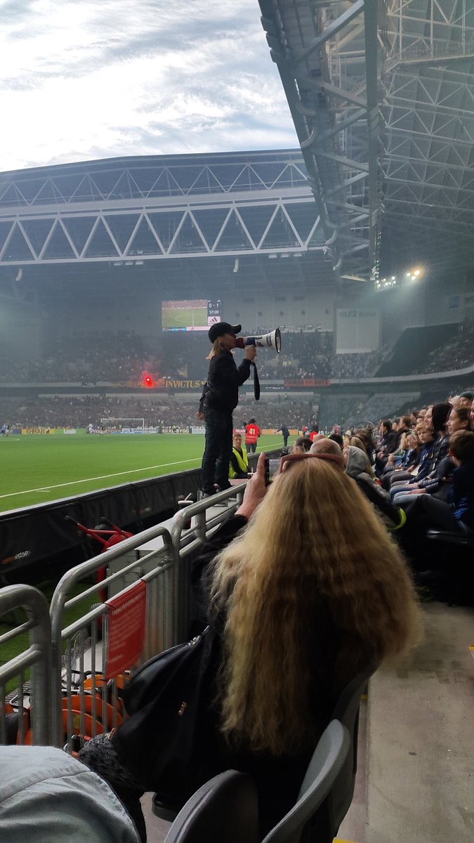 DIFENDERSSTHLM's tweet photo. TA MED FRAMTIDEN PÅ DIF vs BP! 

Apberget bli fullt, men vi vill se DIF-kids på alla läktare nästa söndag. #difkids

https://t.co/3hxzQt6VrQ https://t.co/4Nw08oyPD4