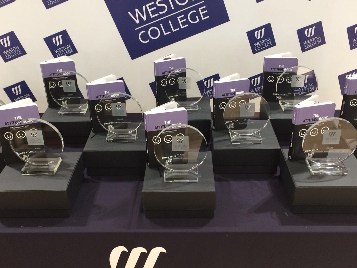 simplysimont's tweet photo. Delighted to see #TheAttitudeBook for each category #winner at @westoncollege OLAS conference #attitude #ConciseAdvice @lidpublishing https://t.co/keceh84GpY
