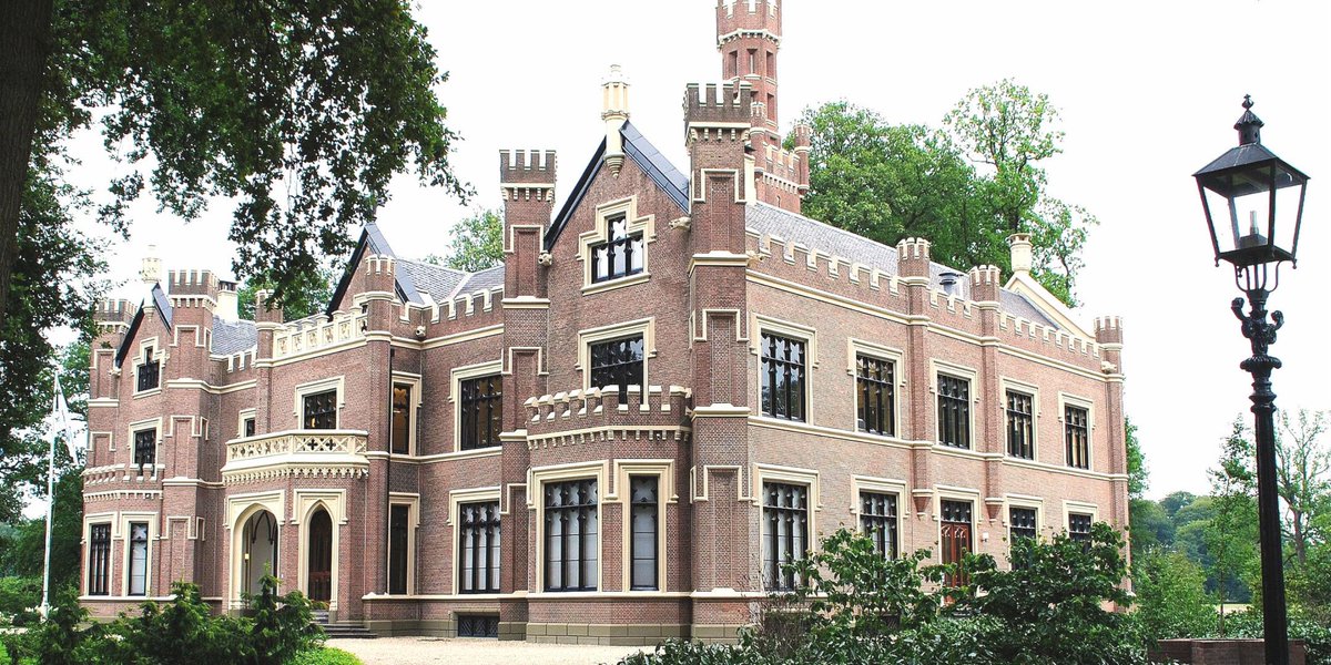 Zaterdag 8 september is het Open Monumentendag. Kasteel de Schaffelaar is deze dag vrij toegankelijk voor bezoekers! Altijd al eens het kasteel van de binnenkant willen zien? Dit is je kans! #openmonumentendag #omd