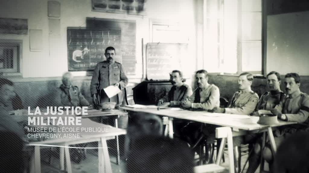 "La justice militaire n'est pas la justice", disait Clémenceau. Pendant la guerre 14-18 le droit des accusés a souvent été bafoué
🔴 Les 650 <a href="/Histoires1418/">HISTOIRES 14-18</a>  en vidéos 2 mn 
▶ à voir ici france3-regions.francetvinfo.fr/playlist-histo… #Centenaire #GrandeGuerre #1GM #WW1
