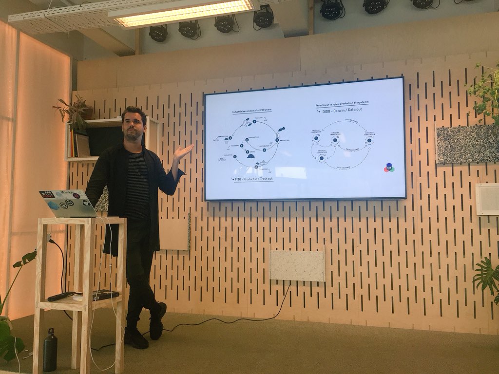 #fabcity introduced a new infrastructure for #manufacturing #distributeddesign summit <a href="/techfestivalcph/">Techfestival.</a> @designcentret <a href="/koebenhavner/">Københavner</a> @underbroenCPH @DDMPEU