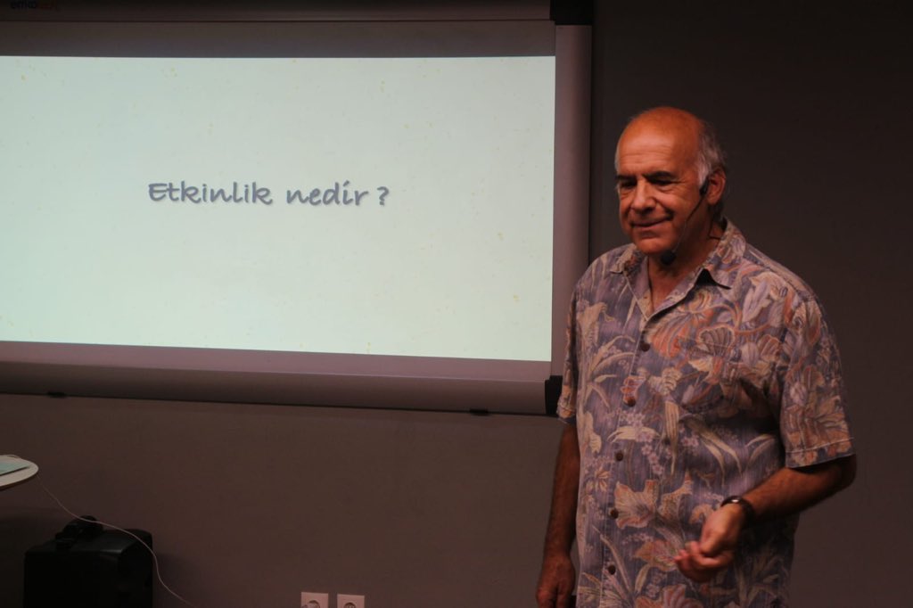 nish_nova's tweet photo. NishNova Together Serisinde bu hafta Ali Üstündağ vardı.Etkinlik nedir ile başlayan sunumda etkinliklerde konuşmacı seçimi, organizasyon,Ted ve Tedx hakkında interaktif ve çok keyifli bir söyleşi gerçekleşti. #nishnova #together #tedxreset #aliustundag #aytunga #etkinlik #neotech https://t.co/vDrBoMvQxa