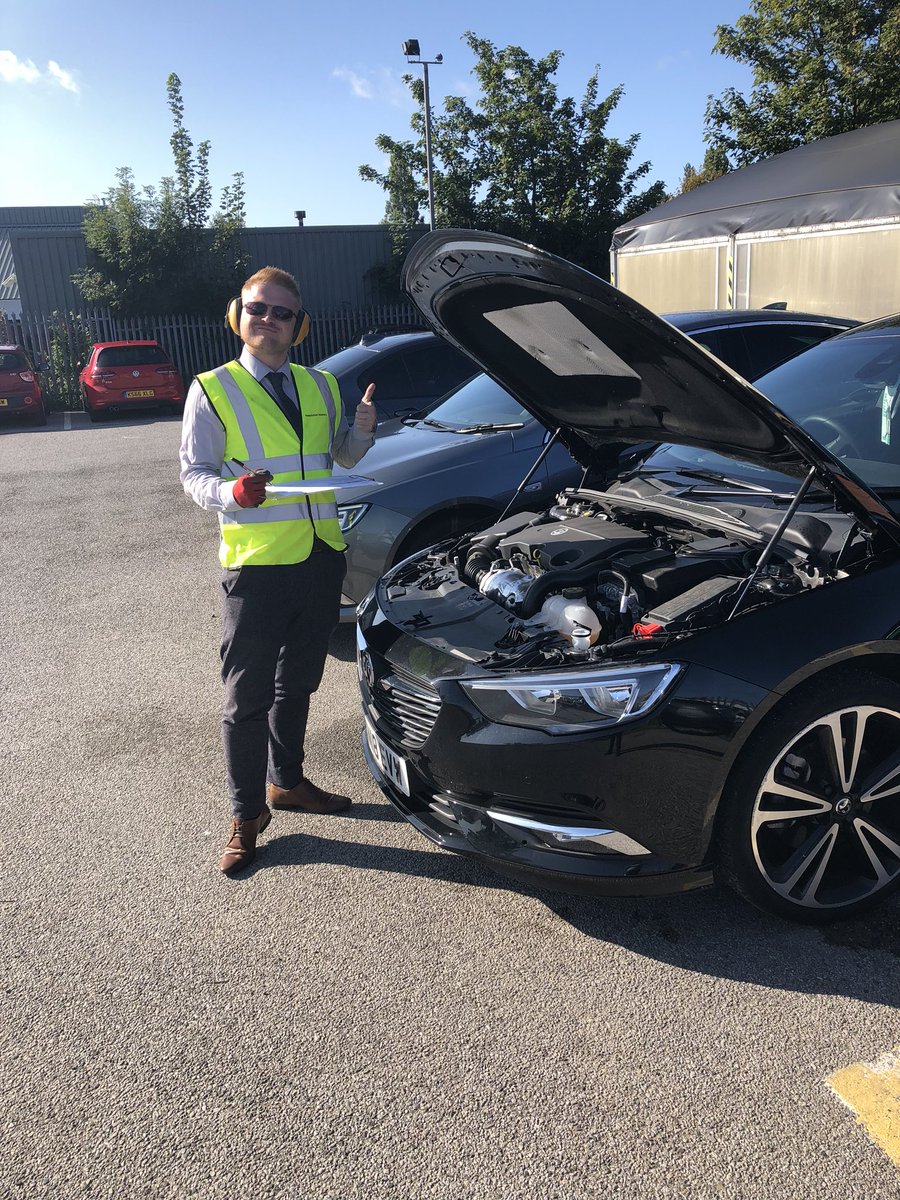erac_jamesd's tweet photo. VSA’s done safety first #whenu4dbmsawayweplay #bradsface @Bradley_Rowley_ @Anna_Crutchley @JD_ERAC https://t.co/c8K0qfqjVf