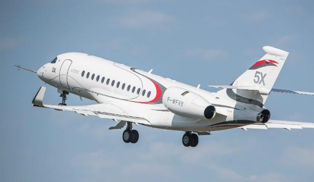 FlightGlobal's tweet photo. .@Dassault_OnAir and @SAFRAN reach "amicable" compensation agreement #Falcon5X https://t.co/LA90gz4sFs https://t.co/0WD8Vzvioh