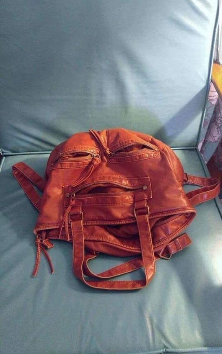 mollymooch_'s tweet photo. Jabba the bag https://t.co/7Vx5lGjVq7