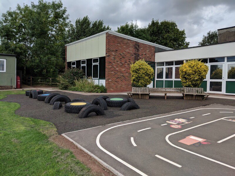 PlaygroundProj's tweet photo. Tyre park installed with soft tread at Much Birch COE Primary School last week. Great work ππ» #playgroundprojects https://t.co/ConTjgAYRo