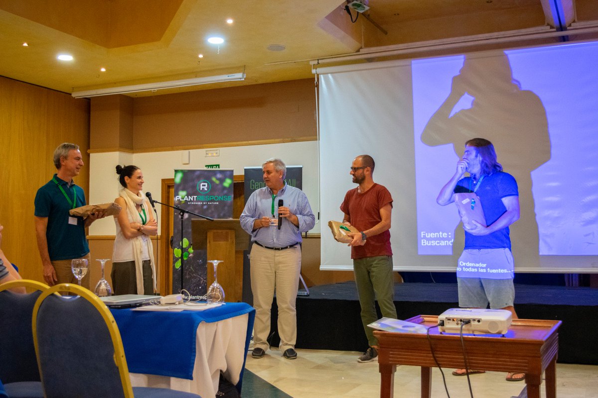 PlantPepRec2018's tweet photo. Thanks a lot to our 3 keynote speakers! 
- Cyril Zipfel
- Niko Geldner
- Herman Höfte
#PlantPeptidesReceptors2018 https://t.co/teTvZr6SCd