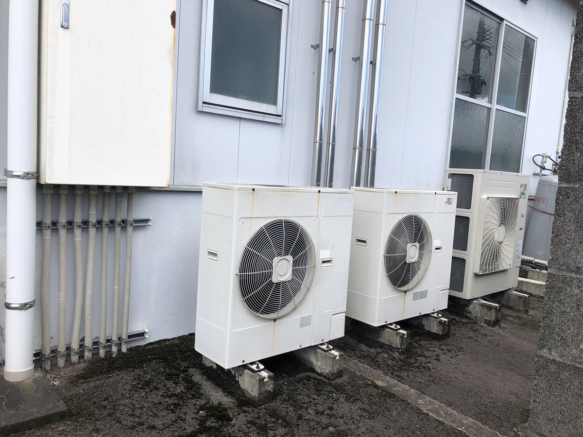 ダイキンとナショナルのエアコン室外機 業務用 #室外機