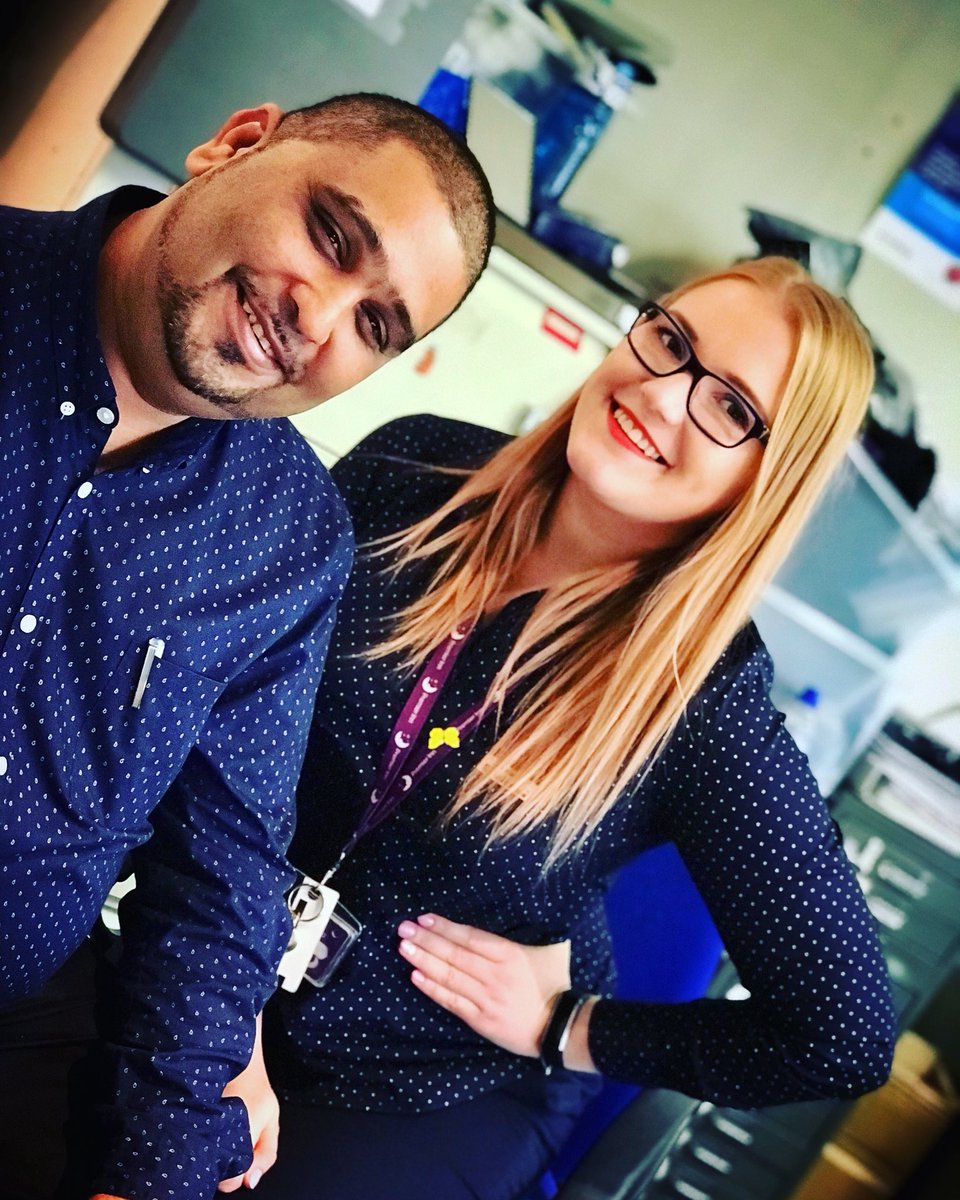 Accidental clothing coordination.... deliberate coordination of leadership!  #insync <a href="/clairejd108/">Claire Dillon</a> <a href="/Lin_say_D/">Dorothy</a> 🙌🏼