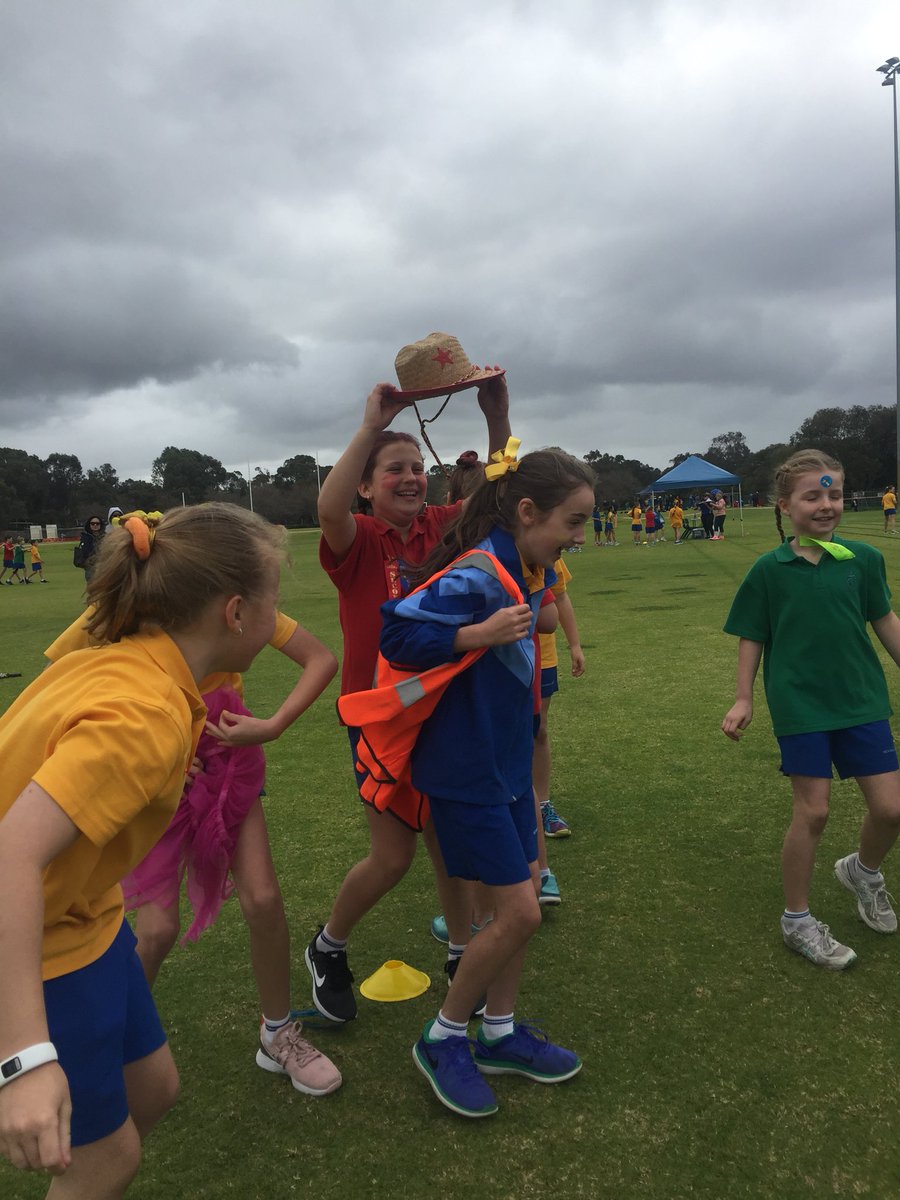 skilcs's tweet photo. Great displays of sportsmanship and #Collaboration at the @NewmanCollegeWA Lavalla Athletics Carnival today! https://t.co/OdYPumbIU2