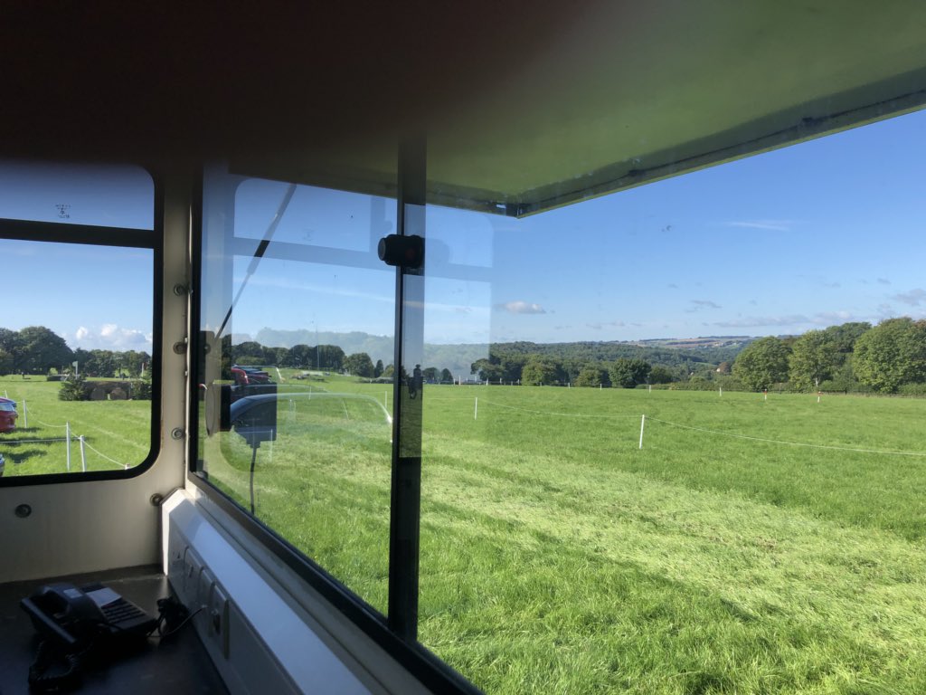 fiboughton's tweet photo. This view for the next 3 days! @BEVolunteers @GatcombeHTrials #gloriousweathersofar #timekeeping #startteam https://t.co/g1fxSsXx4i