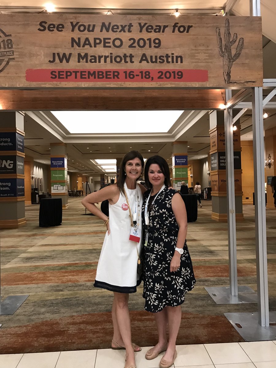 PamelaEvette's tweet photo. The @QB_Solutions team had a great time in Phoenix at #NAPEO18! Our days were filled with insightful speakers, leadership meetings, making new connections & catching up with long-time friends. I'm honored to serve as part of the @NAPEO leadership on the Board of Directors. #GoPEO https://t.co/h2kF2YIBon