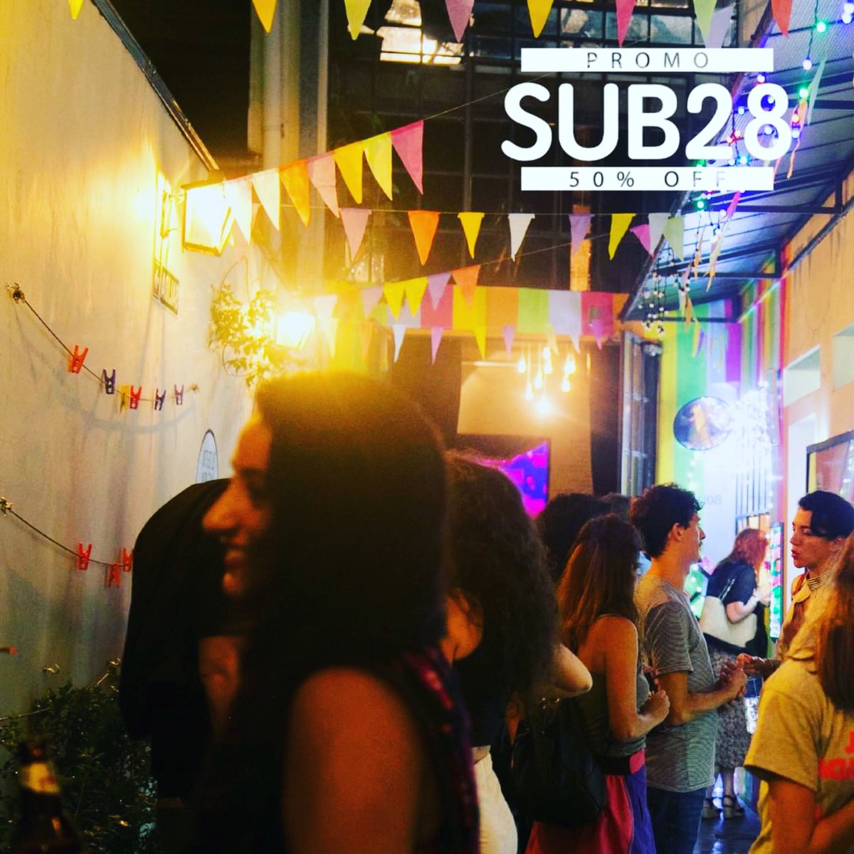 lautaroperotti's tweet photo. #Sub28 en @TeatroTimbre4 
¡Jóvenes al teatro!
Si sos menor de 28 años (inclusive) tenés un 50% de descuento para todas las obras, todo el año!
1. Reservá tu entrada online a valor general
2. Presentando tu DNI en la boletería del teatro accedes al descuento #elteatrohacebien https://t.co/O6ie7OLkiS