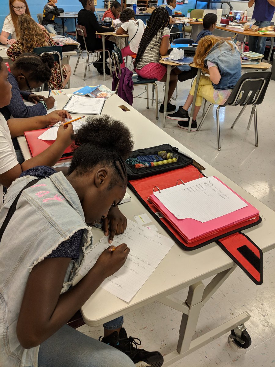 Students furiously re-writing their directions so @MrJasonRoss102  can finally make a delicious Sunbutter and jelly sandwich. #designcycle
<a href="/BR_STEM/">STEM Middle at BRJH</a>