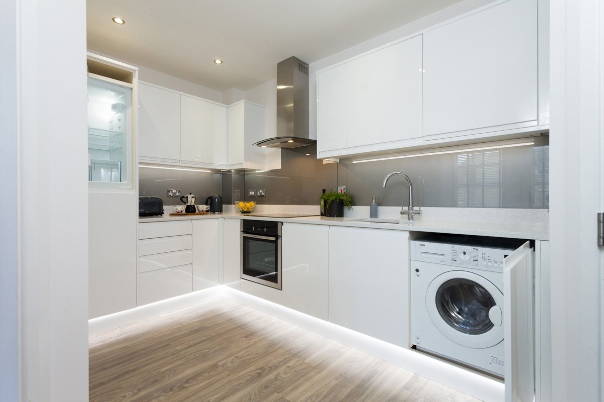 Kingstonebuild's tweet photo. A few shots from our Bollin Heights development in #Wilmslow. Complete with the on-site gym for residents, which has been beautifully kitted out and is now run by @HaleFitness 

#Wilmslow #Cheshire #Apartments #Kingstone https://t.co/5j7dCQln3X