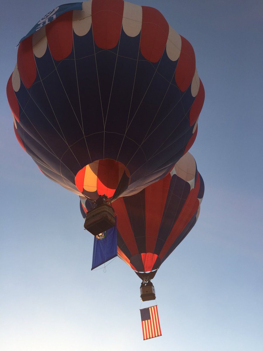 Lift off complete. Enjoy the view today <a href="/renoballoon/">The Great Reno Balloon Race</a> <a href="/JayhawkNV/">jjamm</a> <a href="/VaughnHartung/">Vaughn Hartung</a> #balloonraces